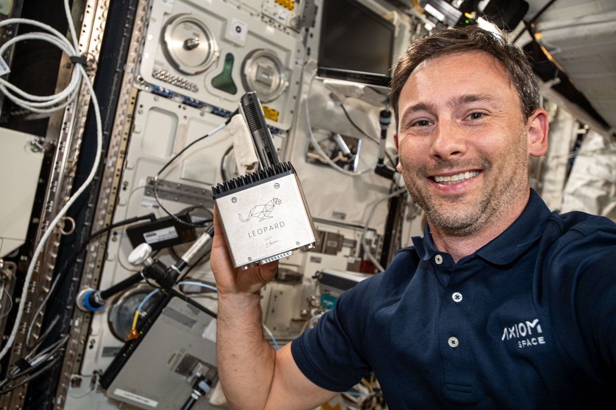 KP Labs (@labs_kp) on Twitter photo 📢 It’s official – LeopardISS mission starts now!
📸 We now have the first photo of <a href="/astro_slawosz/">Sławosz Uznański-Wiśniewski</a> with LeopardISS onboard the ISS
This marks the official start of the mission – the system is on site, the astronaut is onboard, and we’re cleared to begin. 📢 It’s official – LeopardISS mission starts now!
📸 We now have the first photo of <a href="/astro_slawosz/">Sławosz Uznański-Wiśniewski</a> with LeopardISS onboard the ISS
This marks the official start of the mission – the system is on site, the astronaut is onboard, and we’re cleared to begin.