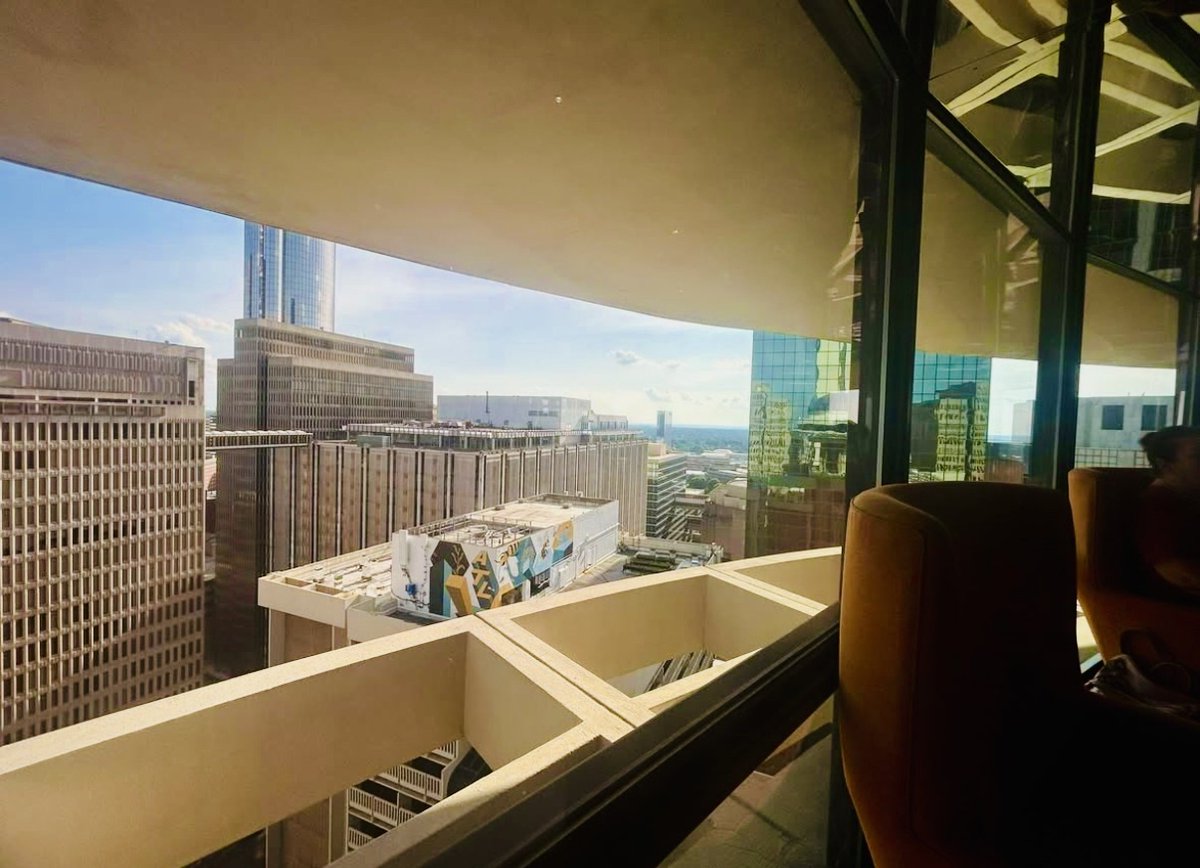 Hyatt RegencyAtlanta (@hyattatlanta) on Twitter photo ATLโs chill rooftop experience โ epic summer sunsets, a comfort cool vibe (literally) and a view thatโs the beeโs knees, thanks to our design friends at <a href="/GeorgiaStateU/">Georgia State University</a>!
See the story of our Bee Mural at spr.ly/60124i3ru
Thanks #Instagram tpope09 for the great ๐ธ ATLโs chill rooftop experience โ epic summer sunsets, a comfort cool vibe (literally) and a view thatโs the beeโs knees, thanks to our design friends at <a href="/GeorgiaStateU/">Georgia State University</a>!
See the story of our Bee Mural at spr.ly/60124i3ru
Thanks #Instagram tpope09 for the great ๐ธ