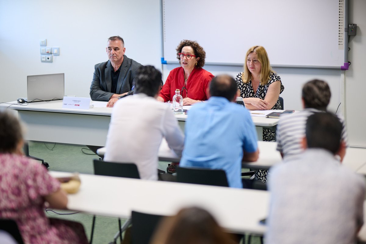 🤝 <a href="/empleo_na/">Empleo - Lansare</a> y <a href="/AERinfoaer/">AER Empresa Ribera Navarra</a> trabajan para facilitar la empleabilidad de afectados por el cierre de Nano Automotive

🏭 128 ofertas recibidas - procedentes de 30 empresas
🏭 32 personas han mostrado su interés en participar en el plan de recolocación

Info: navarra.es/es/-/nota-pren…