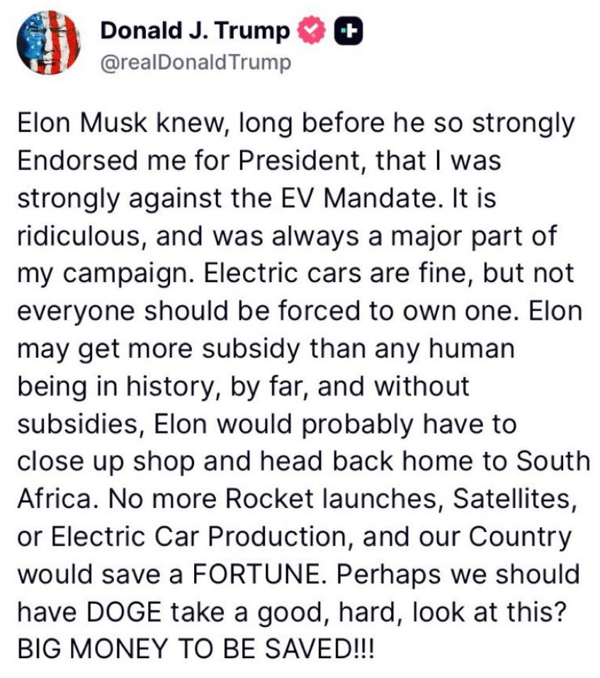🇺🇸L'embrouille entre Donald Trump et Elon Musk se poursuit.

Le Président laisse penser qu'une expulsion du milliardaire serait possible, c'est pour le dissuader de créer son propre parti politique qui affaiblirait les Républicains de Trump.

Cette situation était clairement