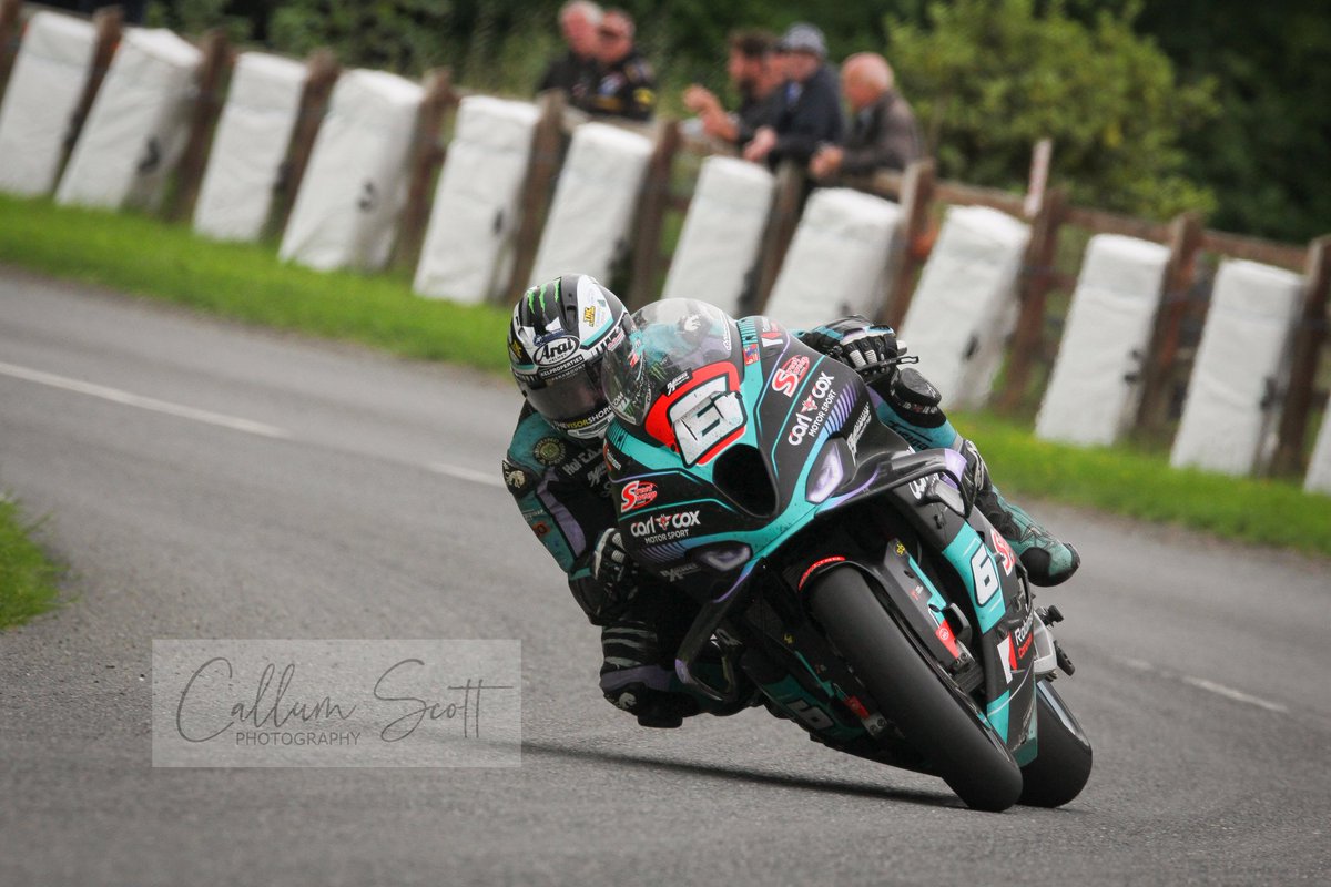 clscottweet's tweet photo. Tandragee 100 @M_Dunlop3 a double Big Bike winner https://t.co/BXsXqfWbOG