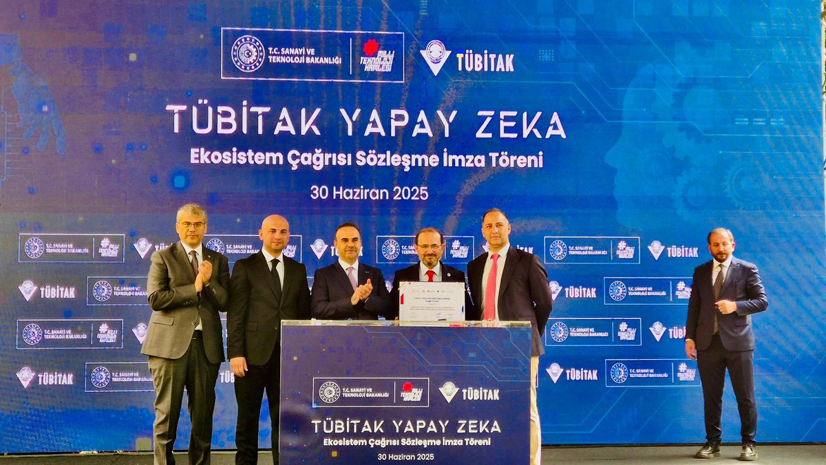 YTÜ’den tarım ve gıdanın geleceğine yapay zekâ desteği! 🌱

Üniversitemizin öncülüğünde, AK Gıda ve Medyasoft ortaklığıyla çiftçiye kazanç, sektöre denge getirecek yepyeni bir yapay zekâ projesi hayata geçirilecek. 

Sanayi ve Teknoloji Bakanı Sayın Mehmet Fatih Kacır’ın