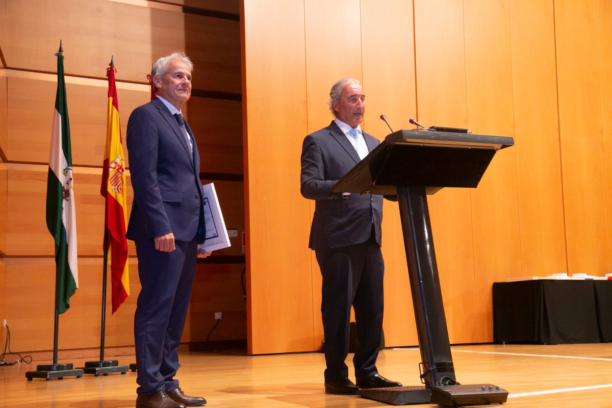 ¡FRIZONIA, galardonada como Empresa Socialmente Responsable de la provincia!
Gracias a la  Universidad de Cádiz y a la Confederación de Empresarios de la provincia por reconocer nuestro valor y compromiso con la sociedad y el medio ambiente.