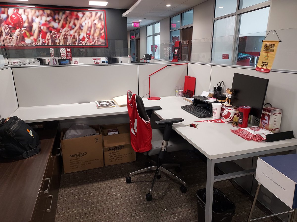 Thank you to all the coaches, co-workers, and fans who have supported me through my Razorback journey! ❤️🐗 Forever grateful