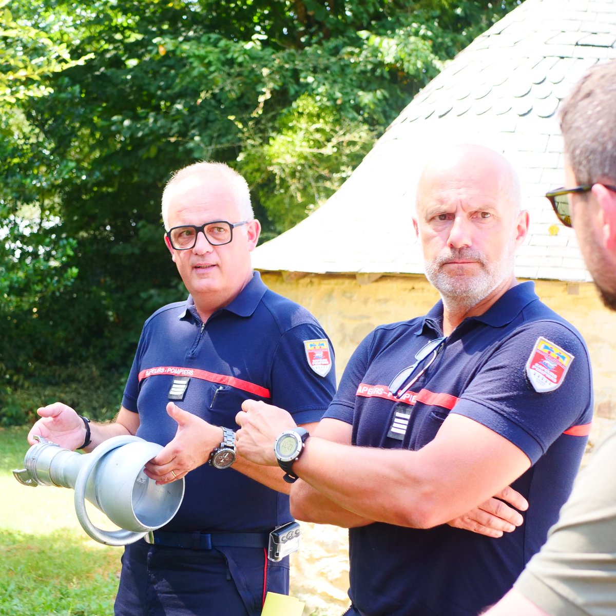 Prefet44's tweet photo. #Canicule | @prefet44 s'est rendu dans la forêt de Domnaiche à #Lusanger.

🎯 L'objectif : échanger avec le maire, les acteurs forestiers et les services de l’État sur les risques liés aux fortes chaleurs et la prévention des feux de forêt. https://t.co/z74RQKkpad