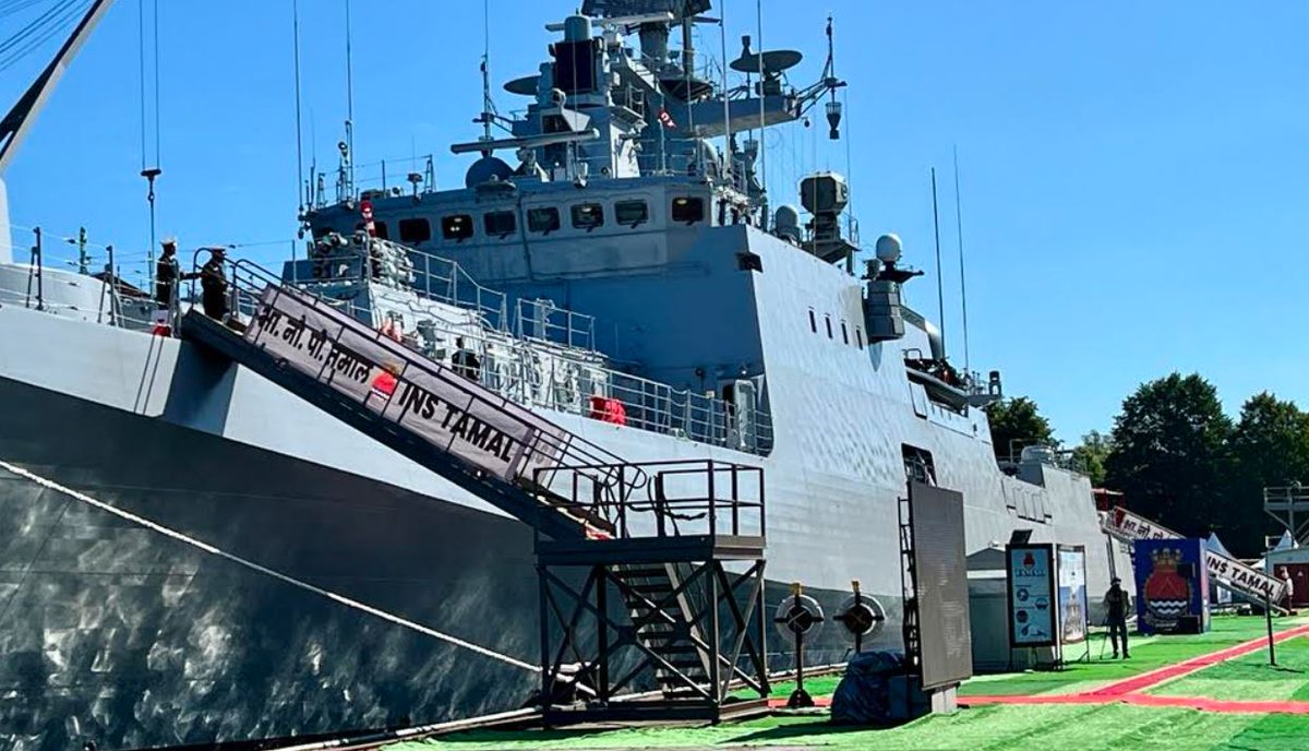 DefenseMirror's tweet photo. India Commissions New Russian-Built Project 11356 Frigate ‘Tamal’::
https://t.co/zr3sjR7P0L
#IndianNavy #FrigateTamal #Rosoboronexport #IndiaRussiaDefense #BrahMos #Project11356 #NavalCooperation #Kaliningrad #DefenseNews #MakeInIndia #MilitaryPartnership https://t.co/7kNGoFsdHx