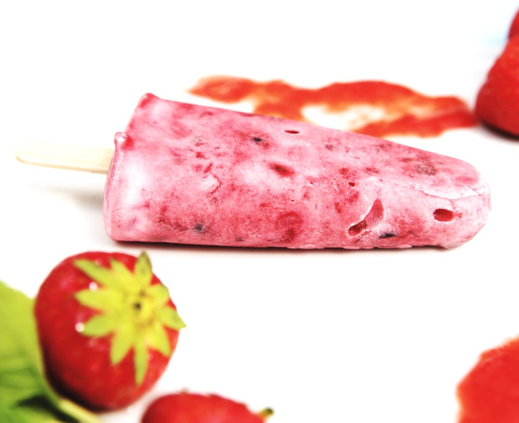 #ijsjes zelf maken? slowfoodies.nl/zelf-gezonde-i…

#ijsjesweer #ijs #maken #koel #cool