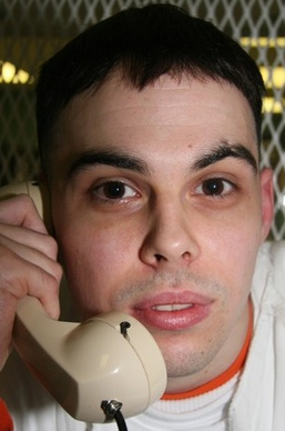 KarineOmry's tweet photo. I remember #MichaelPerry executed by the state of Texas on July 1, 2010. After a tumultuous childhood he was diagnosed with different mental issues. He was still a teenager when he was sentenced to death and only 28 when he was executed.
#EndTheDeathPenalty https://t.co/zRnvOqjJMt