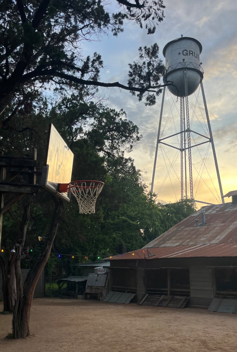 Hoop of the Day… Gruene, Texas. (courtesy of John Hardaway) #hoopoftheday