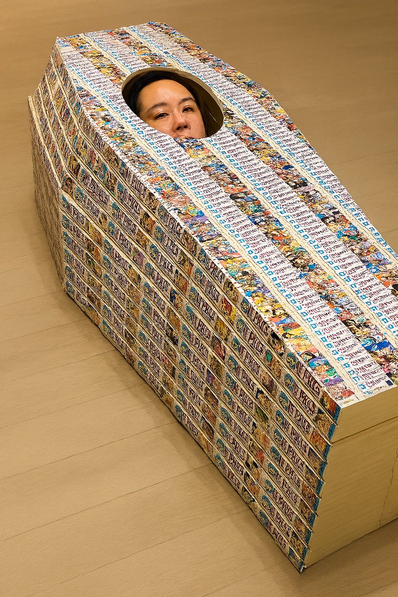 ワンピースの単行本で作った棺桶がこちらです #ABCお笑いグランプリ　#エバース