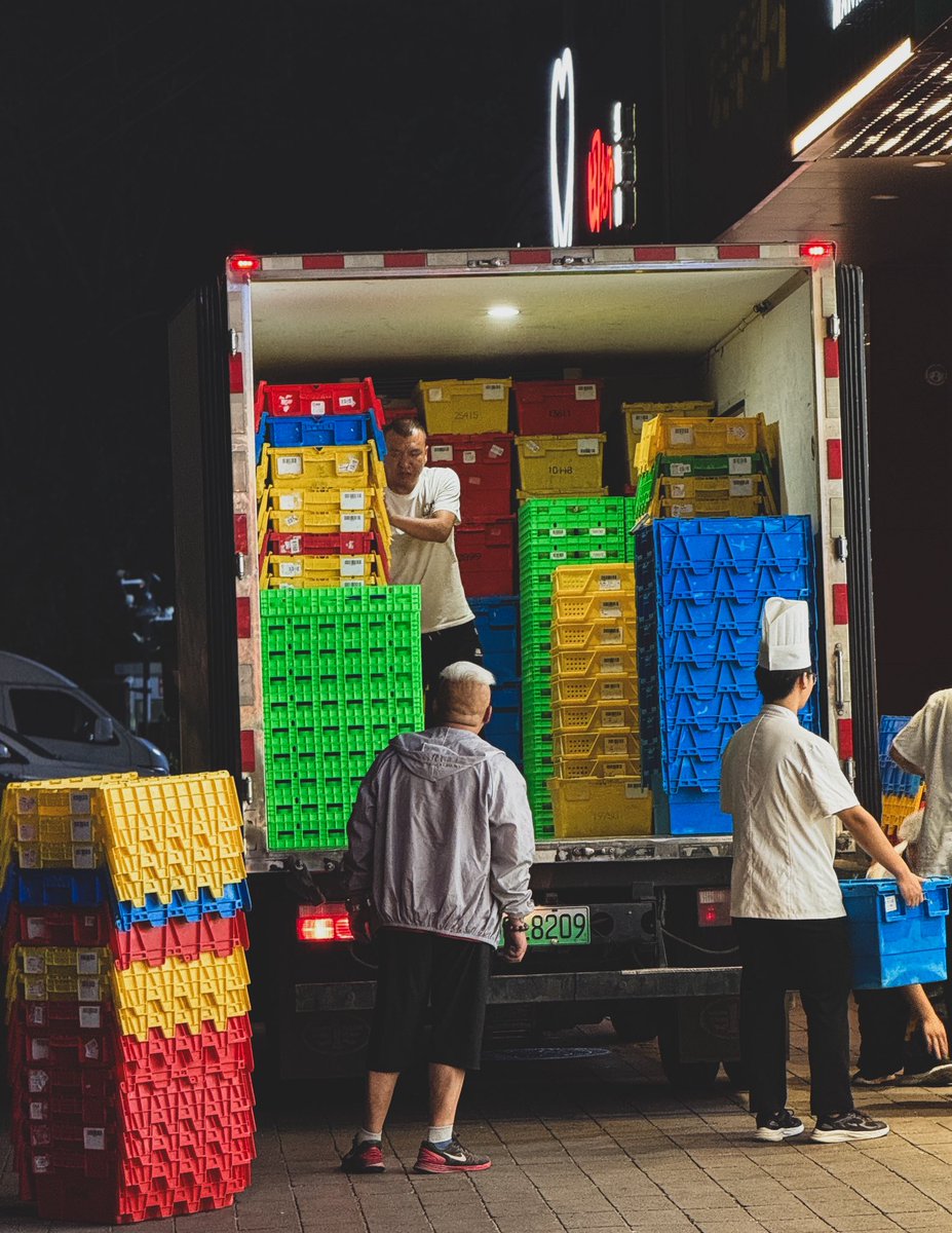 平淡生活，五颜六色随处可见。