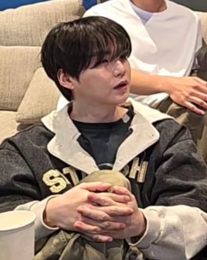 Cold_sky_'s tweet photo. 아 잘생겼네 https://t.co/3NCbYhBdVY