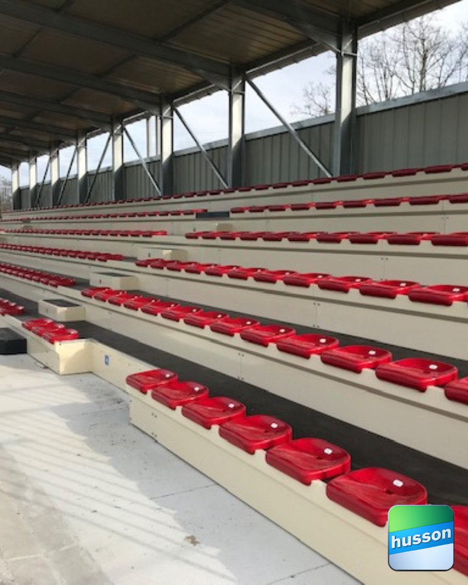 🔥 Matchs de foot, tournois estivaux, événements locaux…

Nos tribunes accueillent vos spectateurs avec confort et sécurité tout l’été.

Parce que chaque événement mérite un public bien installé !

#tribunes #hussoninternational #gradins #étéenspectacle #mobilierurbain