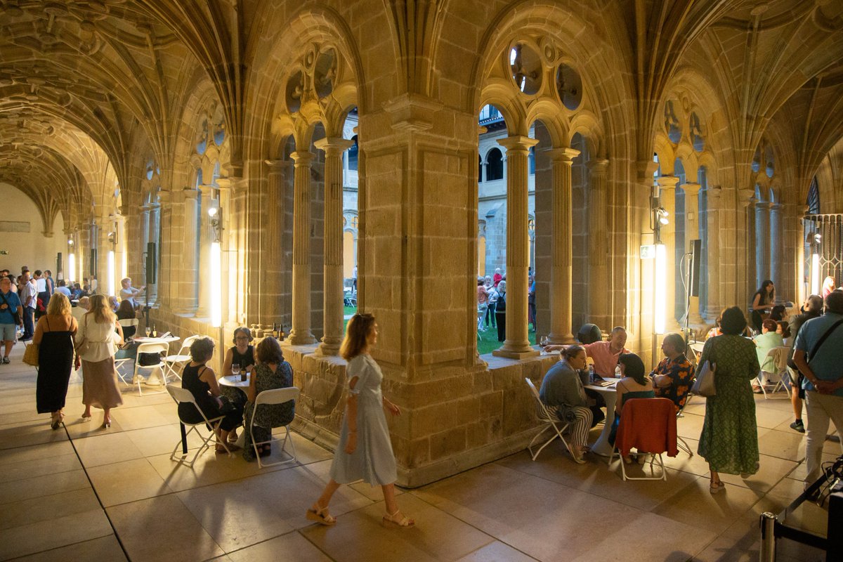 santelmomuseoa's tweet image. 🖍 Egutegian gorrituta izango duzu, ezta?
🌘Badator San Telmo Gaua! 🌞Udako gau bereziena museoan
📆 Uztailak 19, 20:30-24:00
✨"Lorategi bat soinean"+Jaime de los Ríos artistaren instalazioa, klaustroa eta eliza zabalik.
🎧 Musika eta taberna
🎫Sarrera doan 👉…