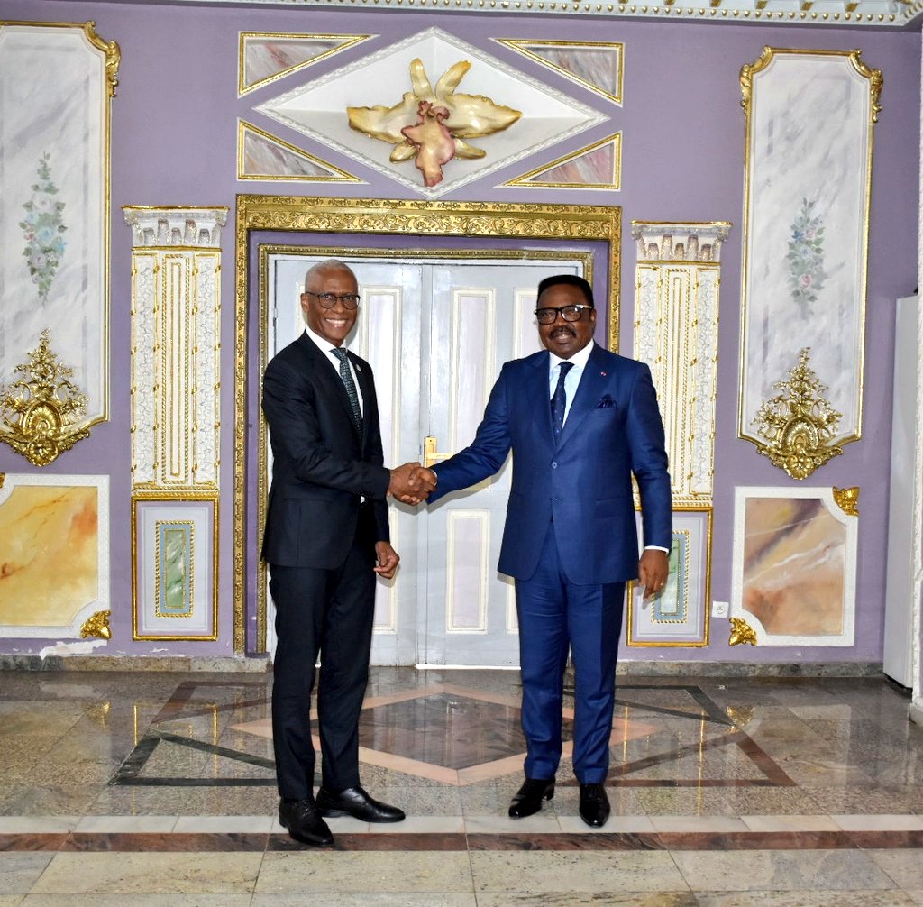 FAOCameroun's tweet photo. Cette étape marque officiellement le début de sa mission au #Cameroun🇨🇲
🌍Priorités clés de cette collaboration renforcée:
✅ Sécurité alimentaire pour tous
✅ Promotion de systèmes agricoles durables
✅ Renforcement de la résilience face au changement climatique
@diplocam_minrex https://t.co/1RQBjnhviN
