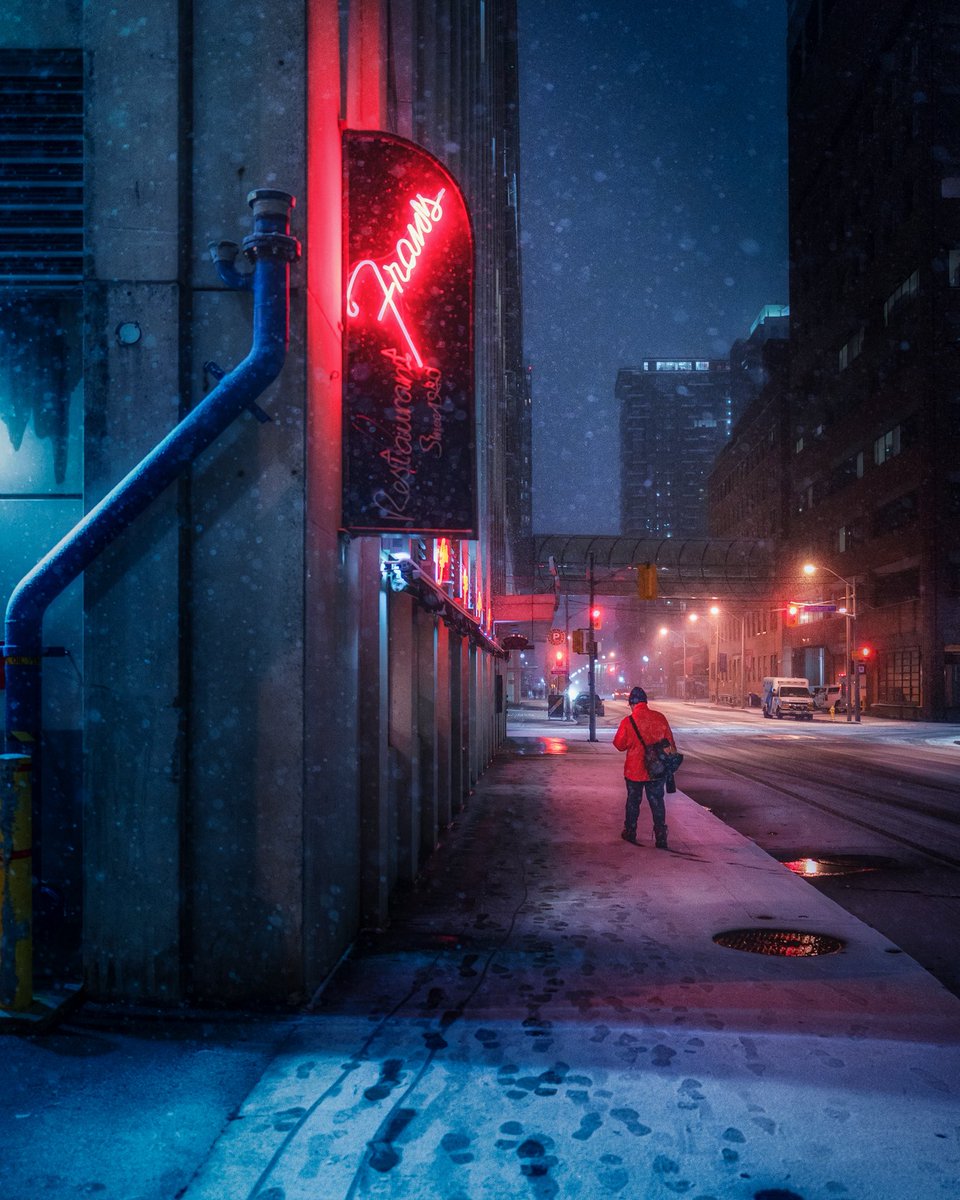 ashtontekno's tweet image. wishing for cooler days ☃️
gm 👤