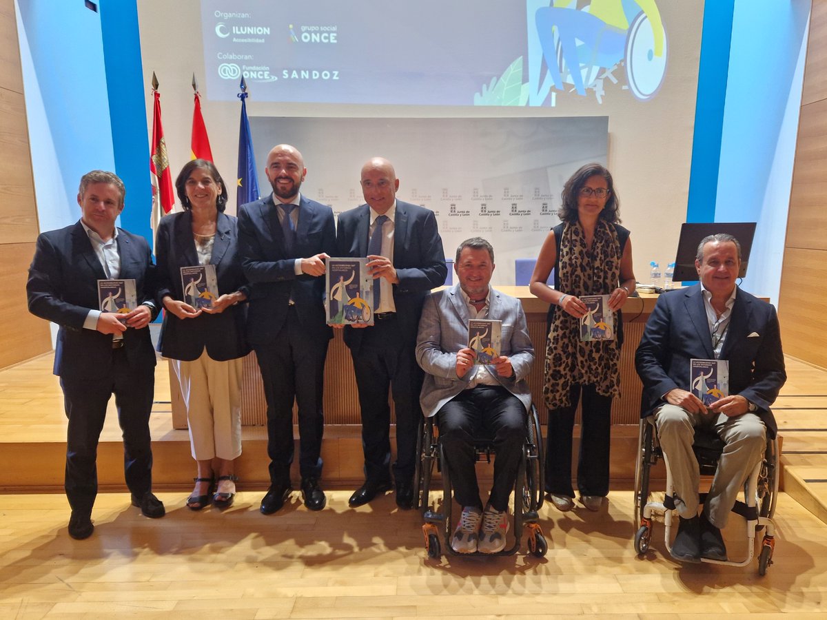 IMPULSA_CyL's tweet image. Asistimos a la presentación en #CastillayLeón del manual &apos;La #Accesibilidad 360º en los entornos hospitalarios&apos;, que servirá de referencia al sector sanitario para hacer accesibles sus entornos, servicios y medios de comunicación con el paciente.

➡️ilunionconsultoria.com/sites/default/…