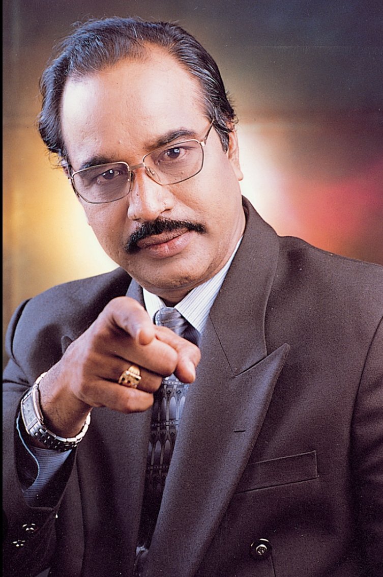 నన్నెంతగానో బాధించింది ప్రముఖ వ్యక్తిత్వ వికాస నిపుణుడు, హిప్నాటిస్టు శ్రీ #BVPattabhiram గారి అకస్మిక మరణ వార్త. ఆయన తన బోధనలతో, రచనలతో ఎన్నోమందికి మార్గదర్శకుడిగా నిలిచారు. ఈ తీరని లోటు ఎవ్వరిచేతా భర్తీ కాలేది. ఆయన ఆత్మకు శాంతి చేకూరాలని భగవంతుని ప్రార్థిస్తున్నాను. ఆయన