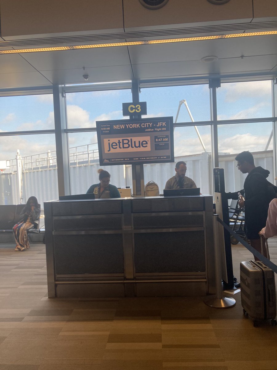 AnoSpot's tweet image. Okay, boarding.