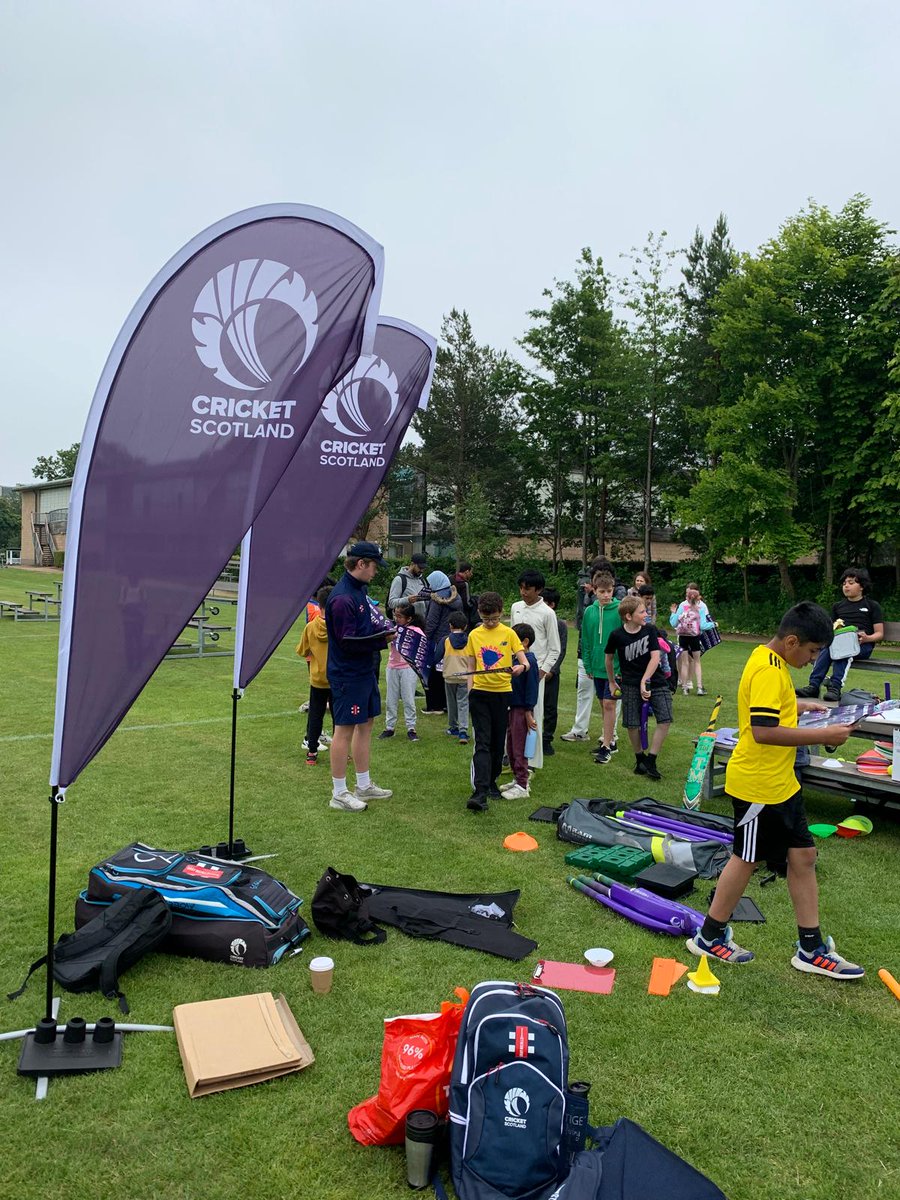 WicketzEdin's tweet photo. Wicketz Edinburgh Festival 2025 
What a day! Cricket, community &amp; connection all in one place 💥
🤝 United all 5 #wicketz #Edinburgh Hubs 🙌 Huge thanks to @fettes_sports for hosting &amp; entering Hardball &amp; U14s Mixed teams👏 Big mention to @gwpjunior for bringing their U10s team https://t.co/pZFEs1G6CV