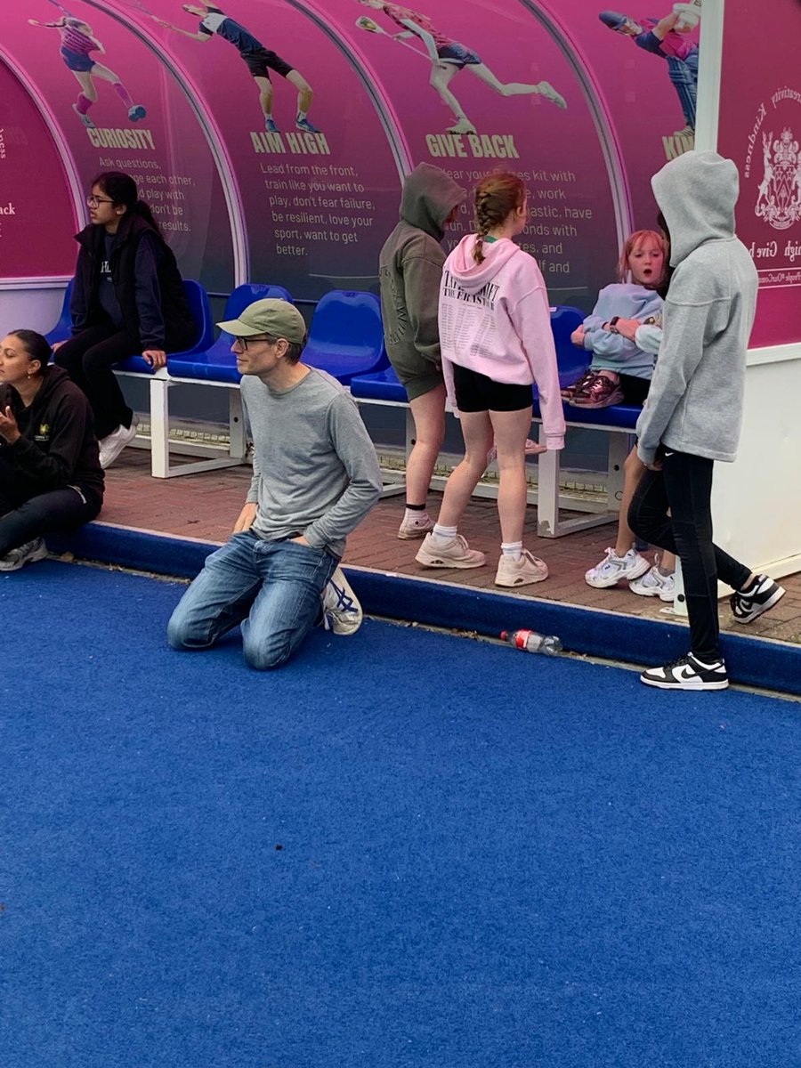 Wicketz Edinburgh Festival 2025 
What a day! Cricket, community &amp; connection all in one place 💥
🤝 United all 5 #wicketz #Edinburgh Hubs 🙌 Huge thanks to @fettes_sports for hosting &amp; entering Hardball &amp; U14s Mixed teams👏 Big mention to @gwpjunior for bringing their U10s team