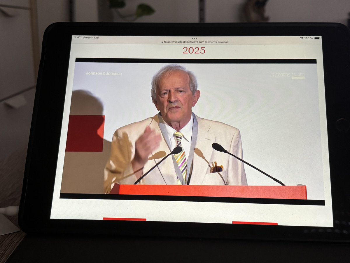 Santi Alfonso (@salfonsoz) on Twitter photo El Profesor Sanchez Caro designado como Premio Honorífico 2025 #ForoPremiosAE dedica su premio a la memoria de #AlbertJovell primer presidente y fundador <a href="/fep_pacientes/">Foro Español de Pacientes</a> El Profesor Sanchez Caro designado como Premio Honorífico 2025 #ForoPremiosAE dedica su premio a la memoria de #AlbertJovell primer presidente y fundador <a href="/fep_pacientes/">Foro Español de Pacientes</a>