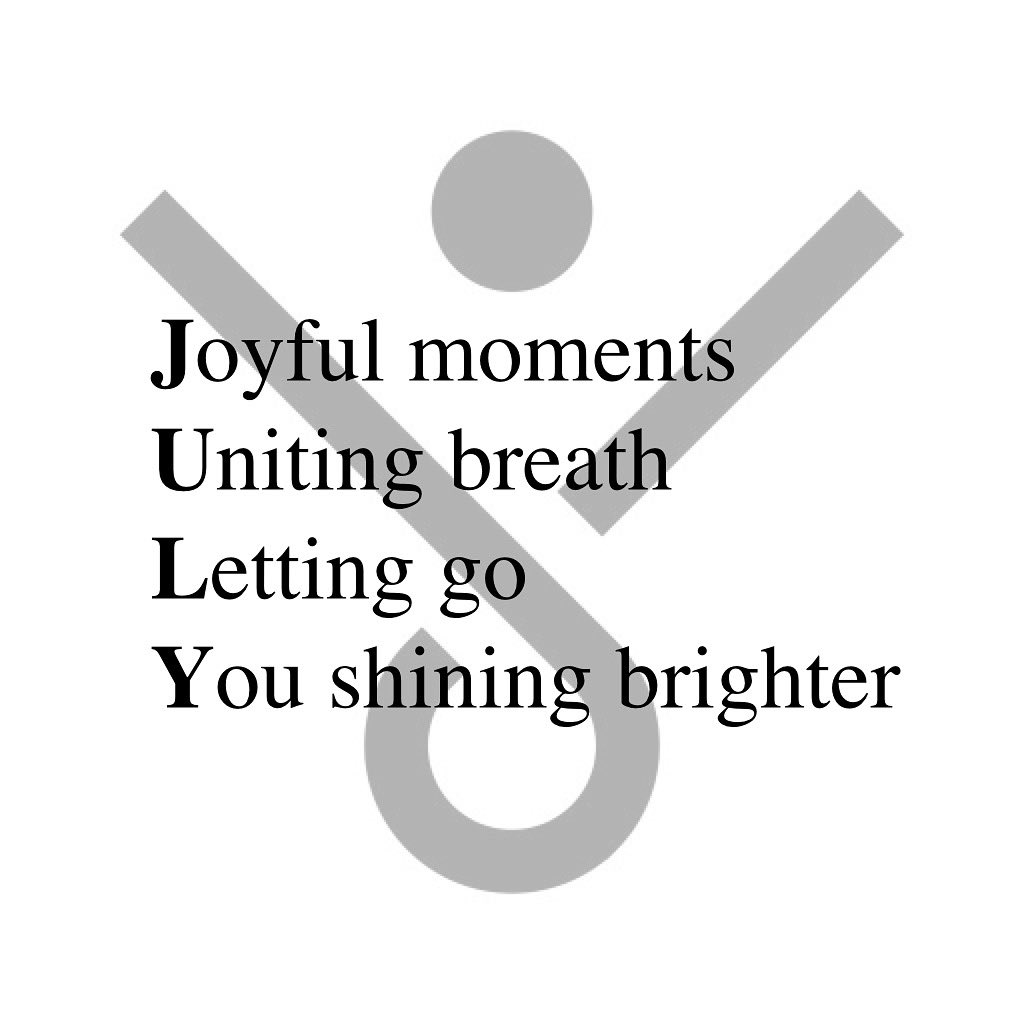 July at Noir Yoga is all about tapping into your summer glow ☀️

#NoirYogaBK #BedStuy #Brooklyn #NYC #Yoga