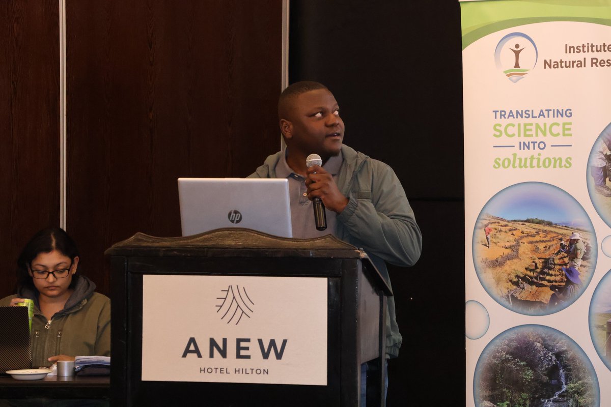 NRF_SAIAB's tweet image. Day 3 is underway at #SASAqS2025!
Today, our team presented work on feeding ecology and functional morphology, non-native species and biodiversity management, and sustainable aquatic resource use through ecological engineering
#sasaqs #AquaticScienceandPractice #AquaticScience