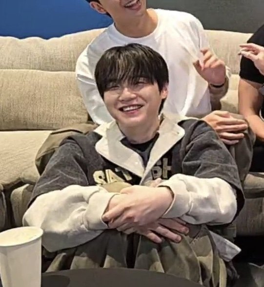 syubhoya's tweet photo. a face i would go to war for https://t.co/GlIUqXsyQR