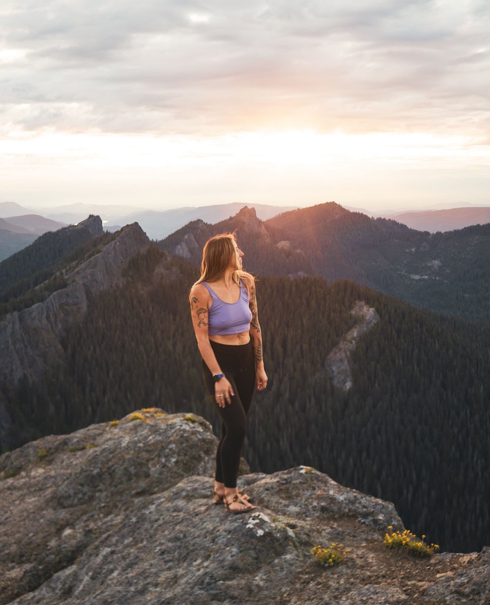 Summit Sandals 🏔️

#barefootlife #runningsandals #runningfeet #run #runnersworld #barefootted #runfree #LUNASandals