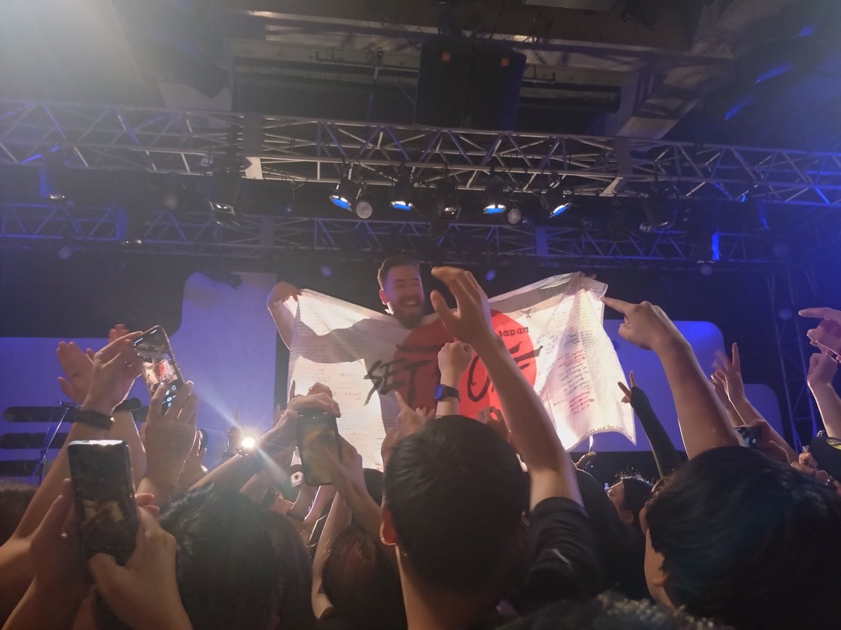 ohige_mawari's tweet image. DEAD POP FESTiVAL Presents
“DEAD CiTY 2025” 
Powered by Master BLAST Tour
途中から参戦でしたがRedHook初来日、そしてSet It Off7年ぶりの来日ありがとう🇯🇵
SIOのCodyがレーベルから独立するのは怖かったけどその決断がなければ来れなかったと言っていて嬉しかった🤘
#SetItOff #RedHook