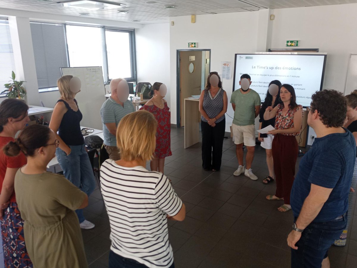 🧠 Hier au lycée La Saussaye (28), les enseignants ont exploré les #CPS comme levier pour prévenir les conflits.
💬 Empathie, émotions, écoute active… autant de compétences à cultiver pour des relations apaisées et une meilleure gestion des tensions en classe.
<a href="/ac_orleanstours/">Académie d'Orléans-Tours</a>