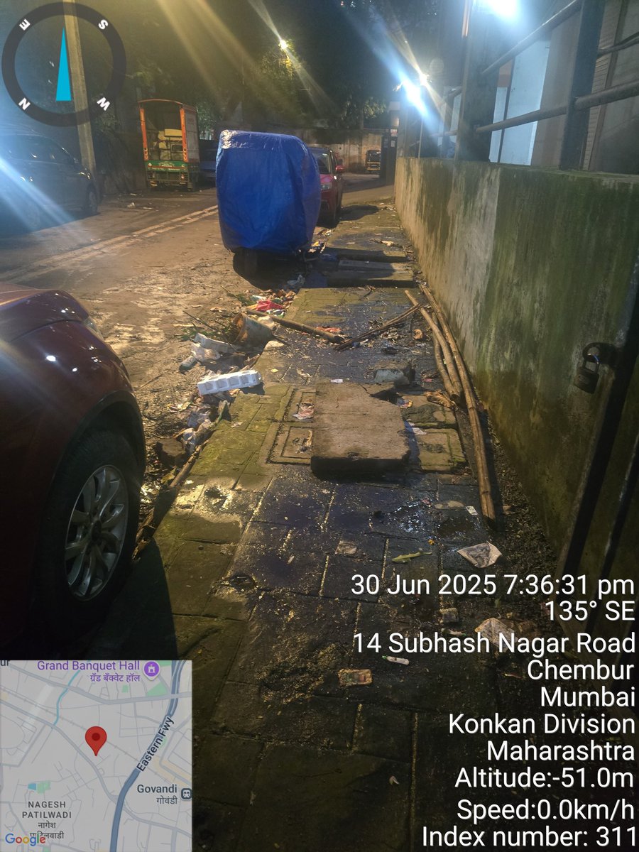 MagrePradip's tweet photo. @mybmcWardMW This is how your  @mybmc @mybmcWardME works?  I had complained about the street opp anal ganesh shanti and the pics posted and cleaned r of an adjacent road, keeping the unhygienic dirt, garbage lying spreading foul smell and mosquitoes. @SwachhBharatGov https://t.co/Ld2ZHUv1a1