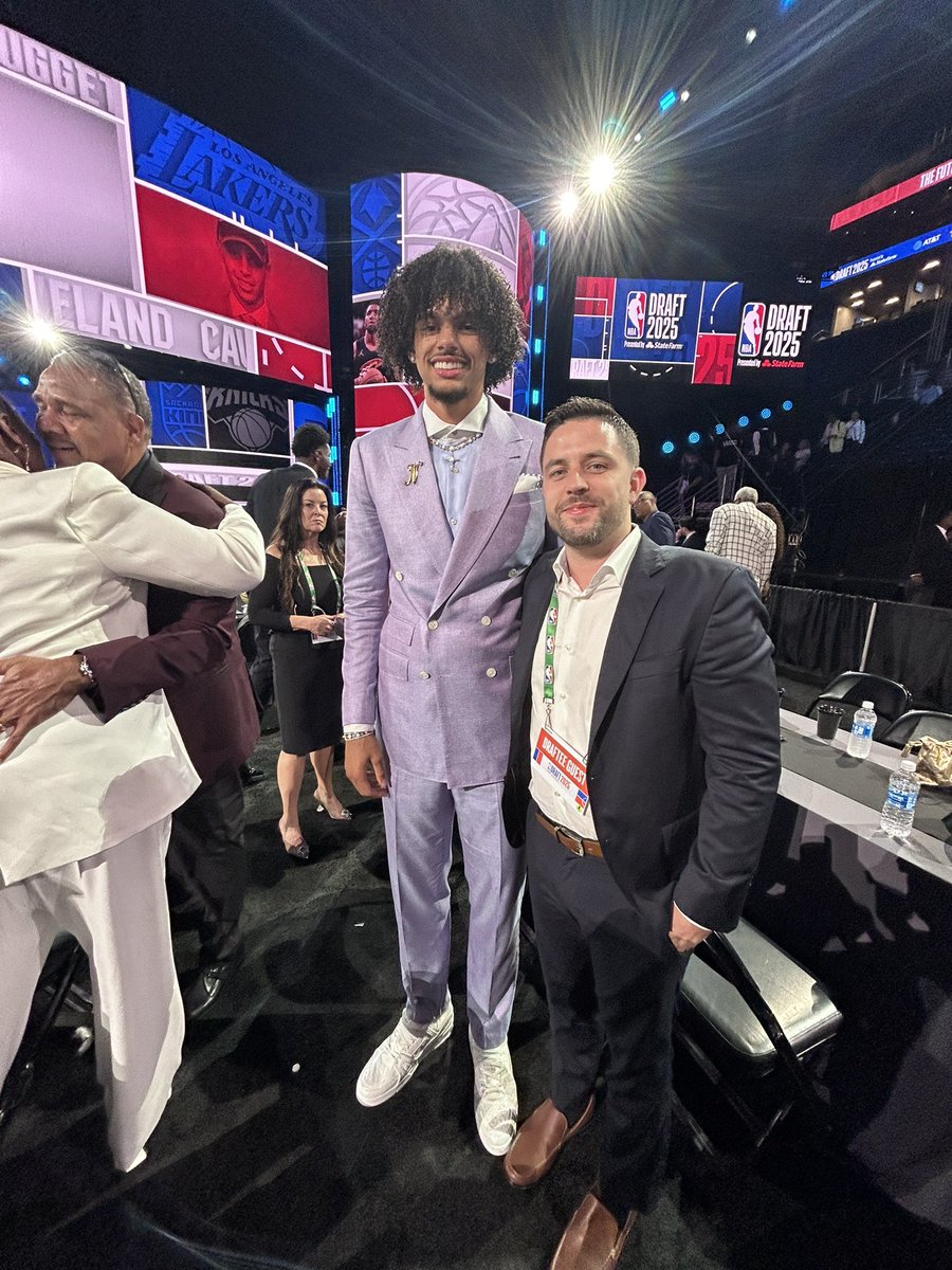 Coach Kevin Boyle Jr (@kevin_boyle_jr) on Twitter photo NBA Draft 2025
MVA 2024 squad reunion in the green room
We will be back in 2027 with <a href="/SPIREHoops/">SPIRE Academy Basketball</a> 🔥 NBA Draft 2025
MVA 2024 squad reunion in the green room
We will be back in 2027 with <a href="/SPIREHoops/">SPIRE Academy Basketball</a> 🔥