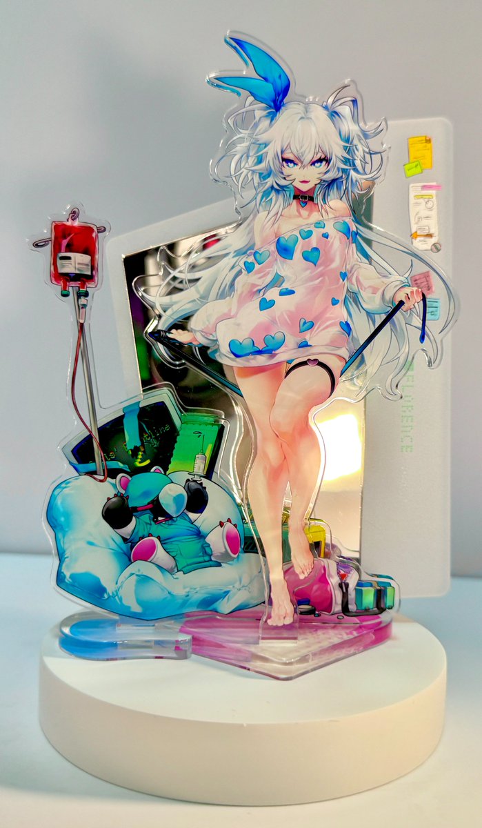 이번에 나올 미러스탠드🪞📷
제작은 꼬리공방(<a href="/ggori_gb/">✨꼬리공방✨</a>)에서 해주셨습니다📷 😊