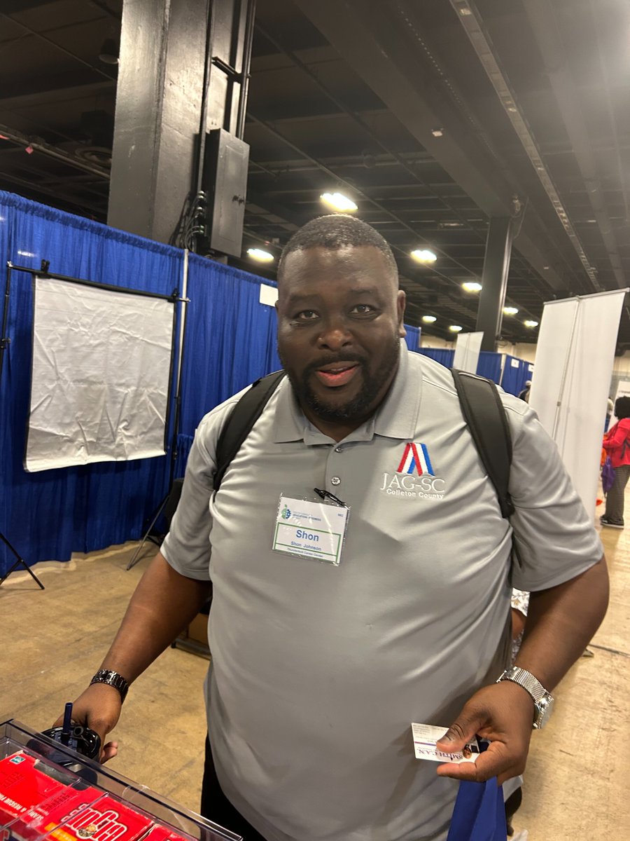 Last week, JAG Specialists spent 4 powerful days at #SCEBS25 in Greenville!
✅ Engaged in hands-on breakout sessions
🛠️ Explored new classroom tools from vendors
🤝Exchanged ideas and best practices with fellow educators from across the state
CTE + JAG = student success! 
#JAGSC