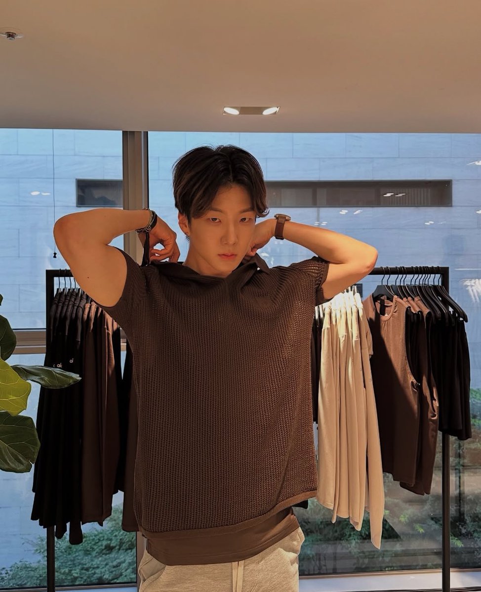 softinseo's tweet photo. logged in just to say THATS MY MAN https://t.co/ZZuxOyNF6l