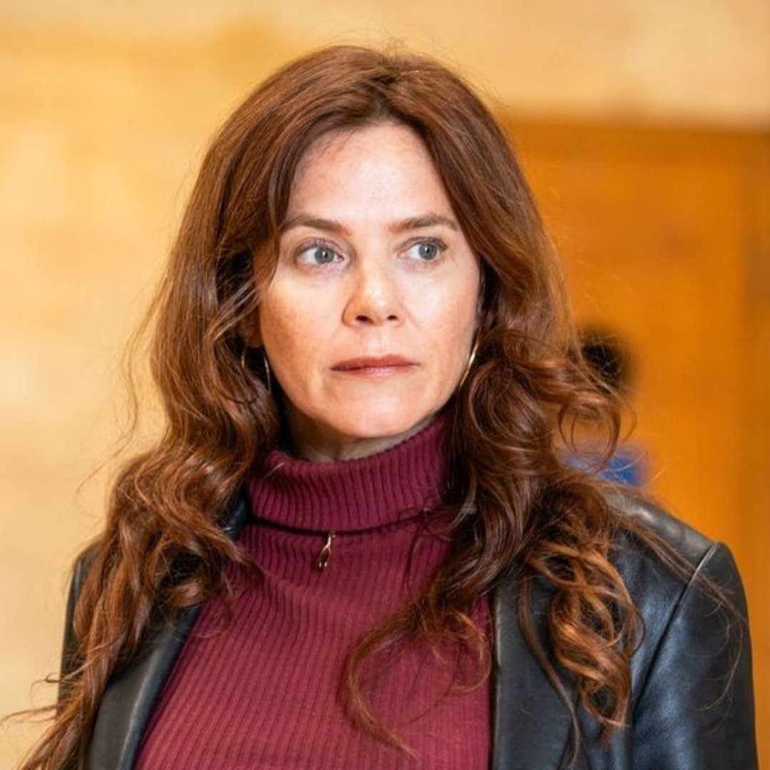 📸 Your first-look at Unforgivable, Jimmy McGovern’s new drama, has just been released.

Set and filmed in Liverpool, the fictional drama boasts an impressive cast including Anna Friel, Bobby Schofield, and Anna Maxwell Martin.

More pics here ➡️ bbc.co.uk/mediacentre/20…
