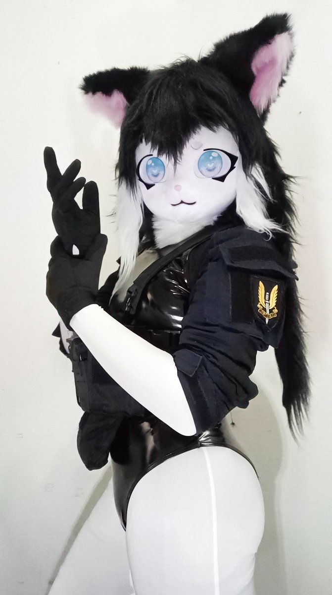 New Project : Fur+Tactical  (⁠=⁠^⁠･⁠ｪ⁠･⁠^⁠=⁠)👍
#furries + #TacticalGear