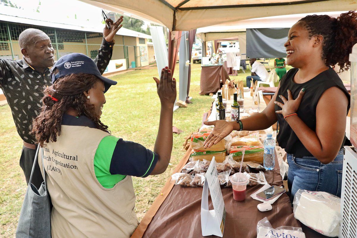 narouganda's tweet image. Give me a caption, SlayFarmer  @SandraNabasirye  
#AgricShow25