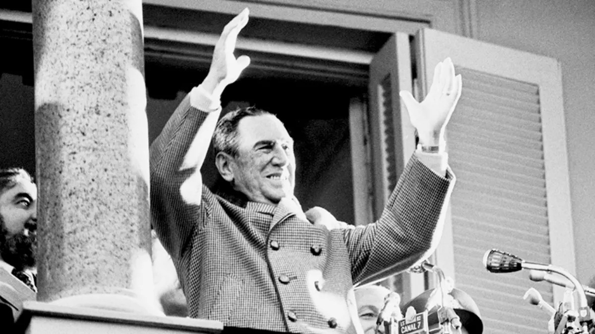 A 51 años del fallecimiento del Gral. Juan Domingo Perón continuar con su legado es la mejor manera de recordarlo. Cambiar la historia, ponerle esperanza al futuro, recuperar la dignidad de los compatriotas y garantizar la felicidad del pueblo argentino.