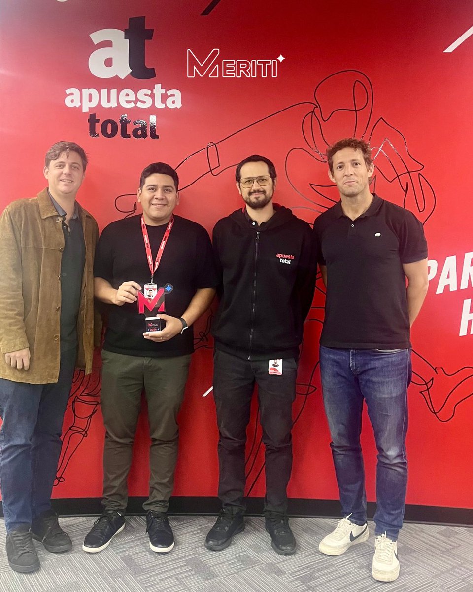 MeritiCC's tweet photo. La semana pasada estuvimos recorriendo Perú para hacer lo que mejor sabemos:
 💡 Acompañar a quienes confían en Meriti.

¡Seguimos creciendo, juntos! 🚀
#Meriti #TransformacionDigital #GoogleCloud  #ComunidadMeriti #Peru https://t.co/sc2Ano4ax8
