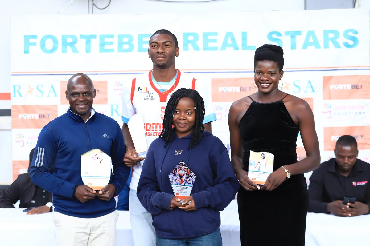 AwardsReal's tweet image. Celebrating Excellence in Sports! 🏀🏃‍♀️🏐 🇺🇬 
Earlier today, at Lazio Bar &amp;amp; Restaurant in Kololo. We proudly recognised &amp;amp; awarded the top athletes of June for their outstanding performances in Netball, Basketball &amp;amp; Athletics!
Congratulations🥳🎊
#RealAwards #ForteBet