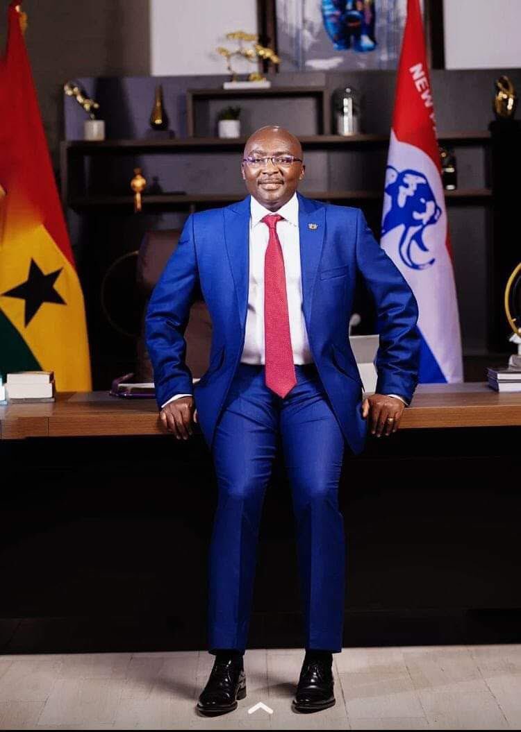 cheyure's tweet image. Let us choose a leader who is full of ideals, competence and wisdom over noise. And present you @MBawumia 
#RichInIdeals
#DMB2028
#DigitalMan.