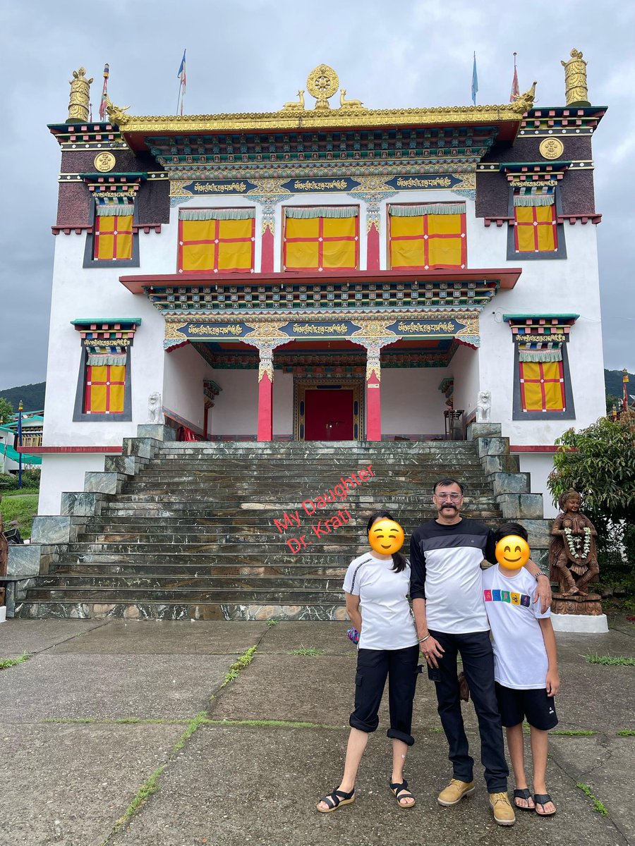 PoisonSir_'s tweet image. #HappyDoctorsDay to my Loving daughter Dr. Krati and to all the #Doctors world wide 🙏

I am proud of you beta ❤

#DoctorsDay 
#DoctorsDay2025 #doctorpicks