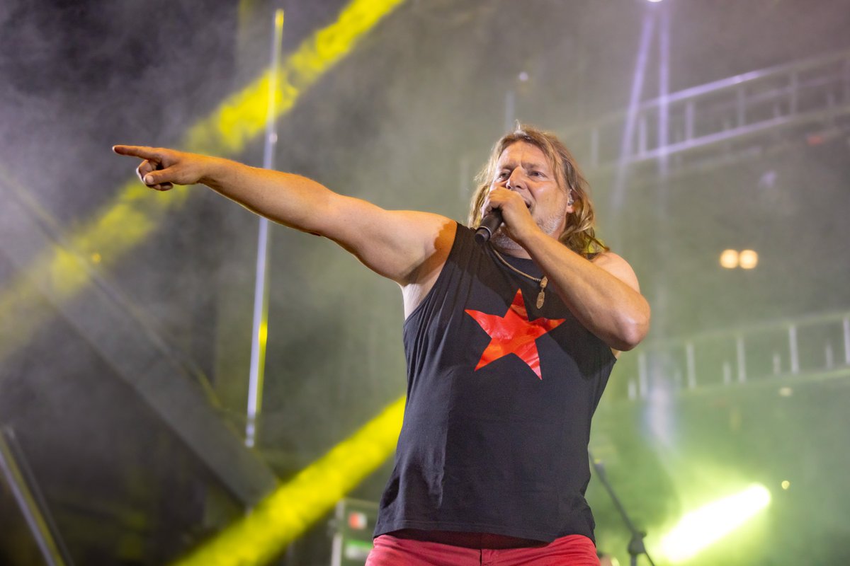 P. Congresos Huesca (@pcongresoshu) on Twitter photo 🎤 Llega el tributo a MANÁ, por +dMANÁ, que regresa a los escenarios para presentar su nueva producción: ¿DÓNDE JUGARÁN LOS NIÑOS?
🖊 8️⃣ noviembre 2️⃣0️⃣2️⃣5️⃣
⌚️ 20:30 h
📌 Auditorio Carlos Saura
🔗 masdemanaoficial.com
🔖 tinyurl.com/hc3r4p7t
<a href="/masdemana/">+dMANÁ Tributo Maná</a> <a href="/aytohuesca/">Ayuntamiento de Huesca</a> #Huesca 🎤 Llega el tributo a MANÁ, por +dMANÁ, que regresa a los escenarios para presentar su nueva producción: ¿DÓNDE JUGARÁN LOS NIÑOS?
🖊 8️⃣ noviembre 2️⃣0️⃣2️⃣5️⃣
⌚️ 20:30 h
📌 Auditorio Carlos Saura
🔗 masdemanaoficial.com
🔖 tinyurl.com/hc3r4p7t
<a href="/masdemana/">+dMANÁ Tributo Maná</a> <a href="/aytohuesca/">Ayuntamiento de Huesca</a> #Huesca
