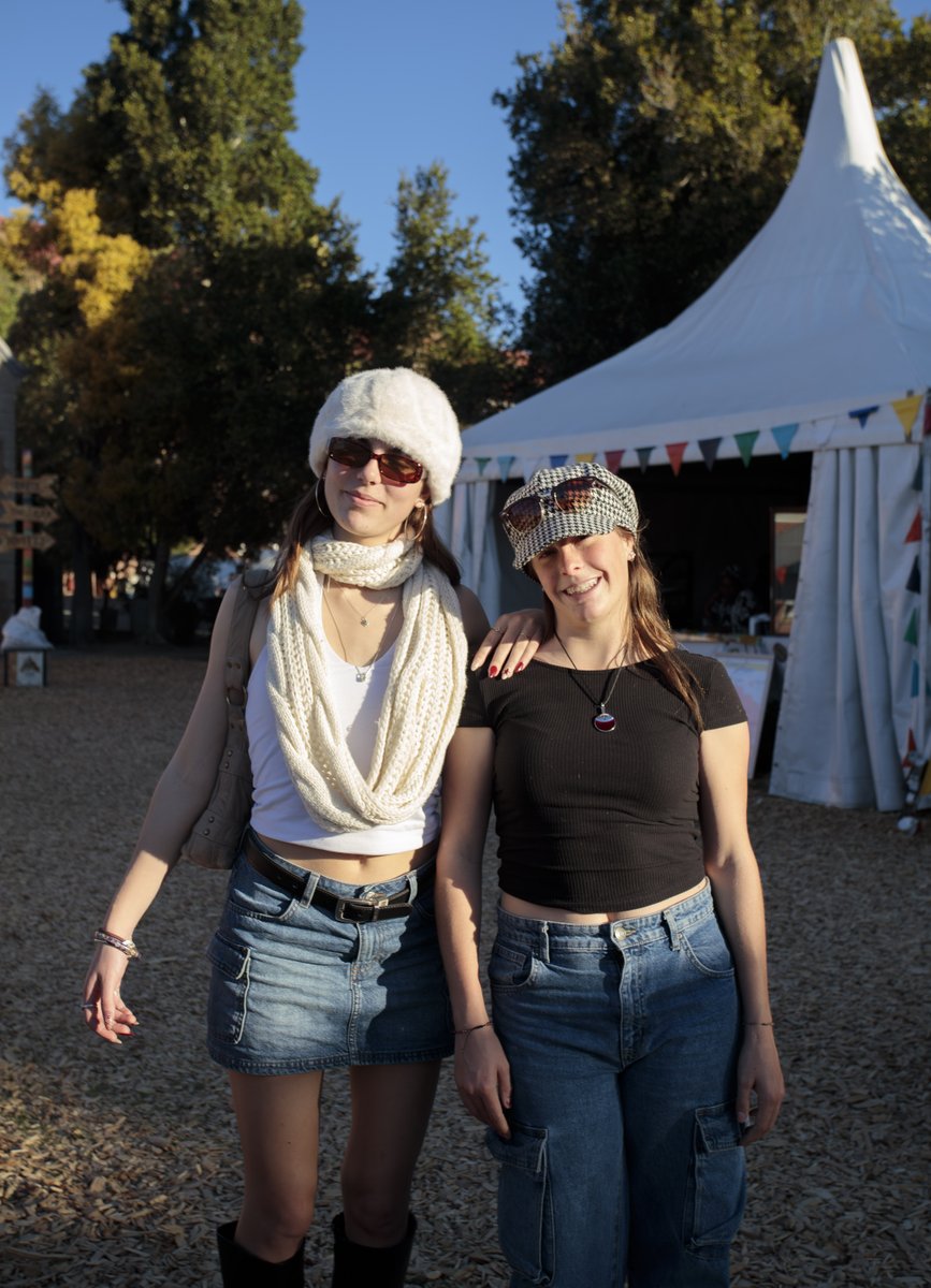 Make the most of the fest with quick and easy cash access! Whether you're tipping car guards or grabbing a bite from cash-only stalls, the mobile Standard Bank ATM at the Village Green Market has you covered - no queues, no hassle, just more time to enjoy the vibe.