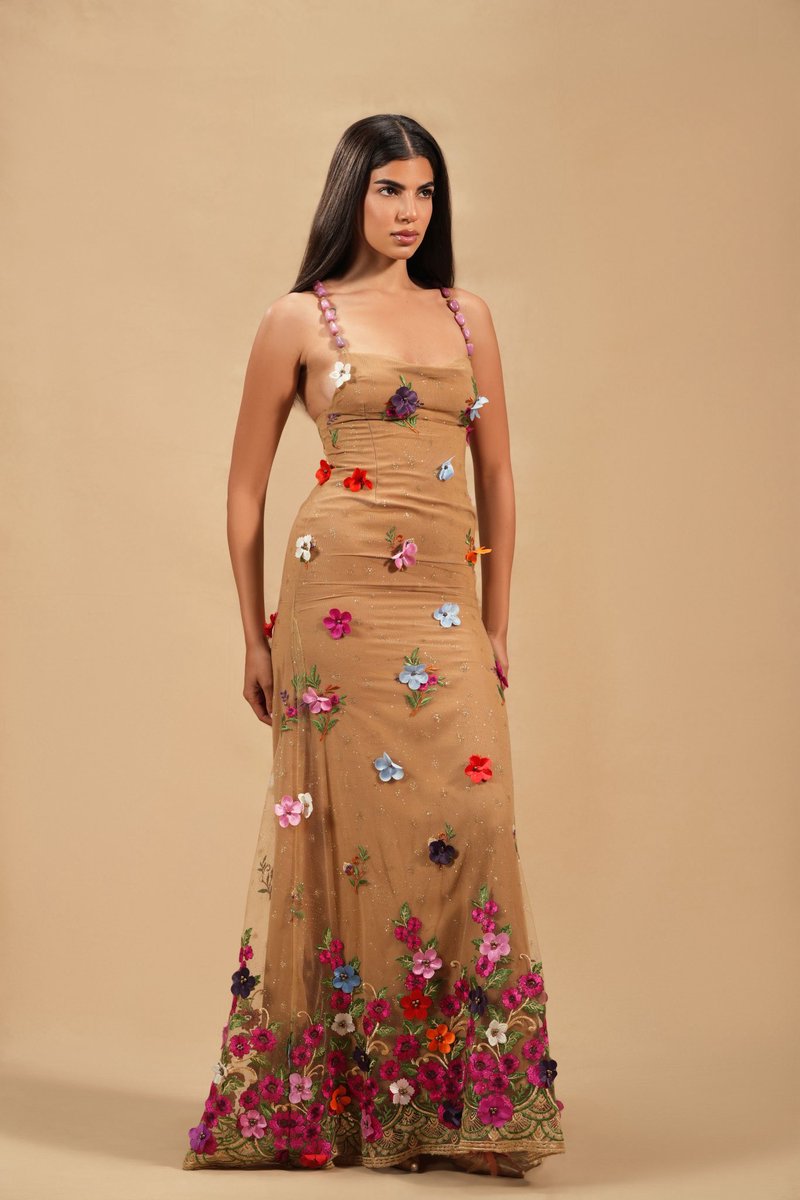queensofra's tweet photo. Kulthum available tomorrow at 1:11pm est 🤍 https://t.co/HsTzD3VV28