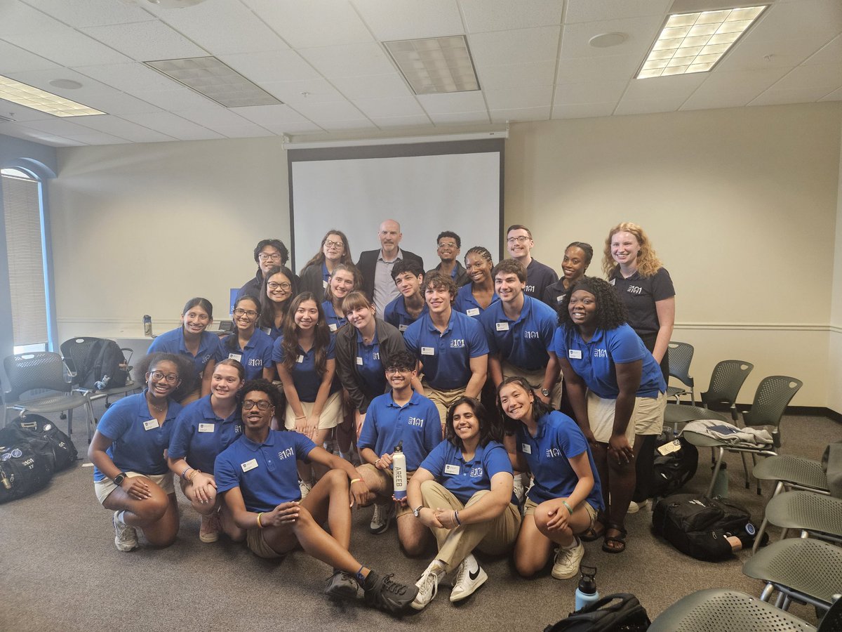 Susan Fanale (@susan_fanale) on Twitter photo The SLU 101 summer orientation team is thrilled to welcome our newest Billiken - <a href="/SLU_Official/">Saint Louis University</a> new President - Dr. Feser. Happy first day at Saint Louis University! The SLU 101 summer orientation team is thrilled to welcome our newest Billiken - <a href="/SLU_Official/">Saint Louis University</a> new President - Dr. Feser. Happy first day at Saint Louis University!