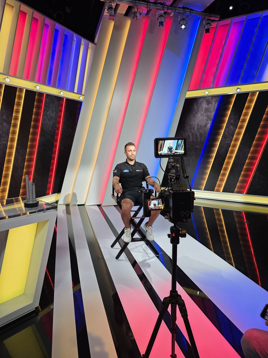 Alex Horn tweet media